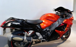 SUZUKI GSX-R 1300 HAYABUSA
