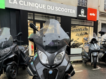 PIAGGIO MP3 500 HPE SPORT ADVANCED ABS ASR GARANTIE 12 MOIS NOIR MAT TRES BON ETAT CRIT