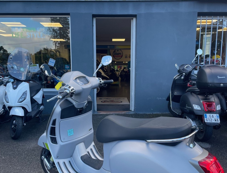 VESPA GTS 125