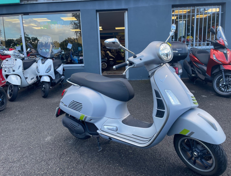 VESPA GTS 125