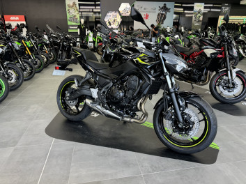 KAWASAKI Z 650