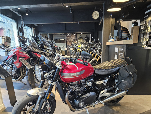 TRIUMPH SPEED TWIN 1200