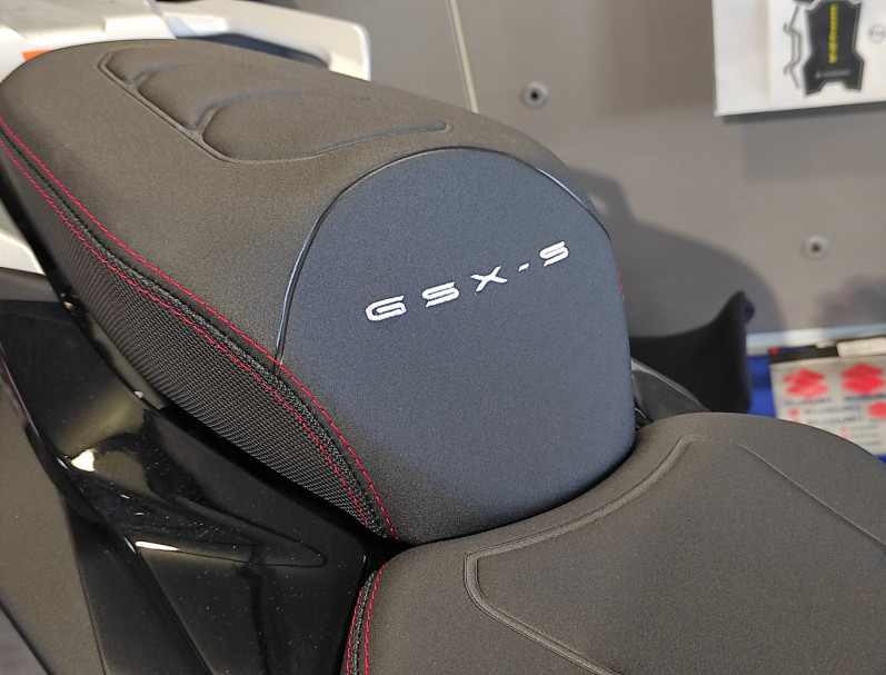 SUZUKI GSX-S 1000 GX