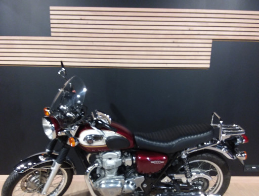 KAWASAKI W 800