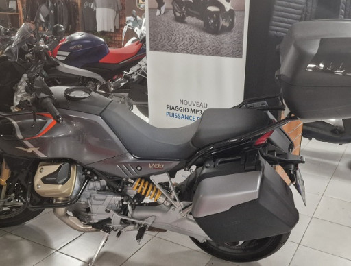 MOTO GUZZI V100  MANDELLO