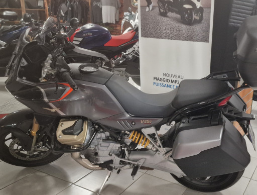MOTO GUZZI V100  MANDELLO