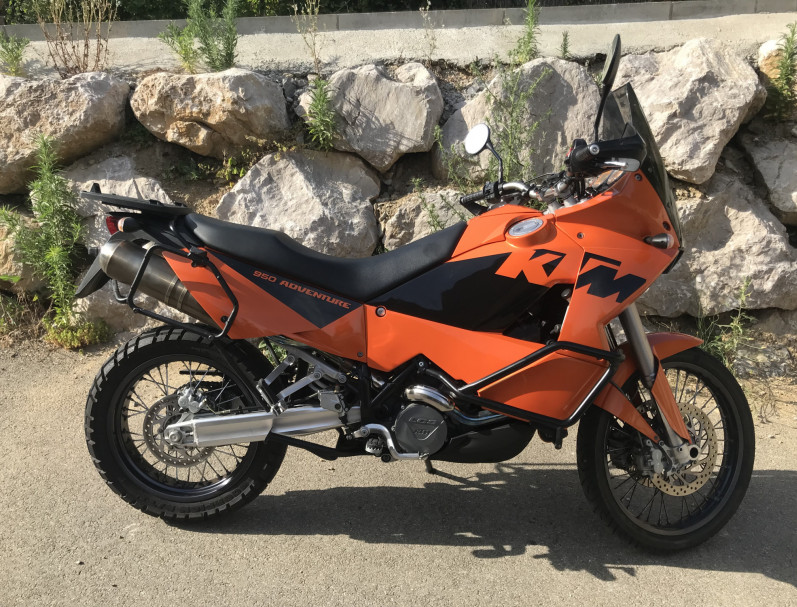 KTM 950 ADVENTURE
