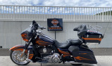 HARLEY-DAVIDSON TOURING STREET GLIDE 1800 ULTRA CVO