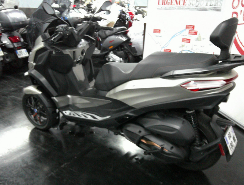 PIAGGIO MP3 530 HPE 2023 20800KM