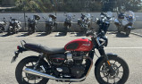 TRIUMPH STREET TWIN  900