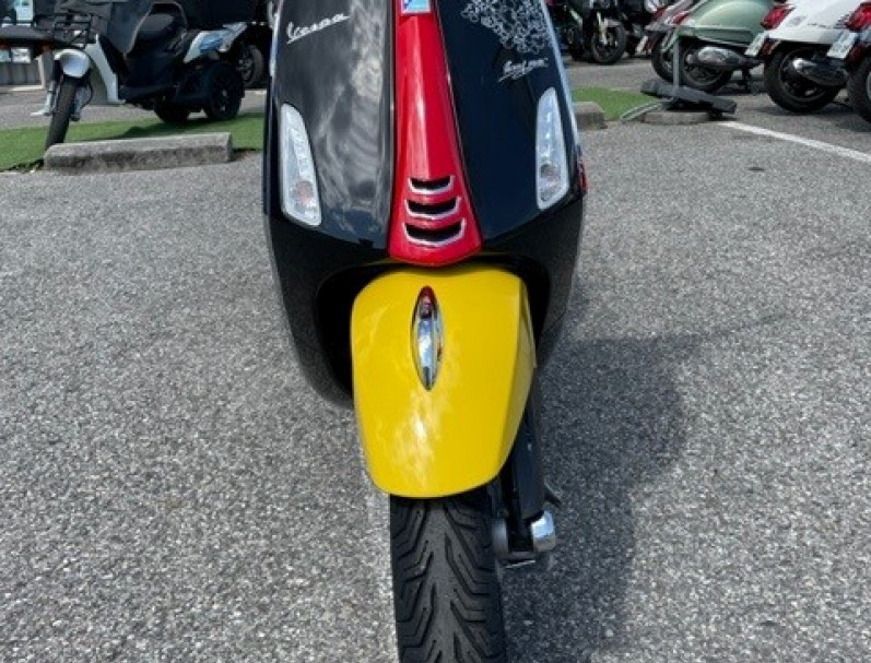 VESPA MICKEY