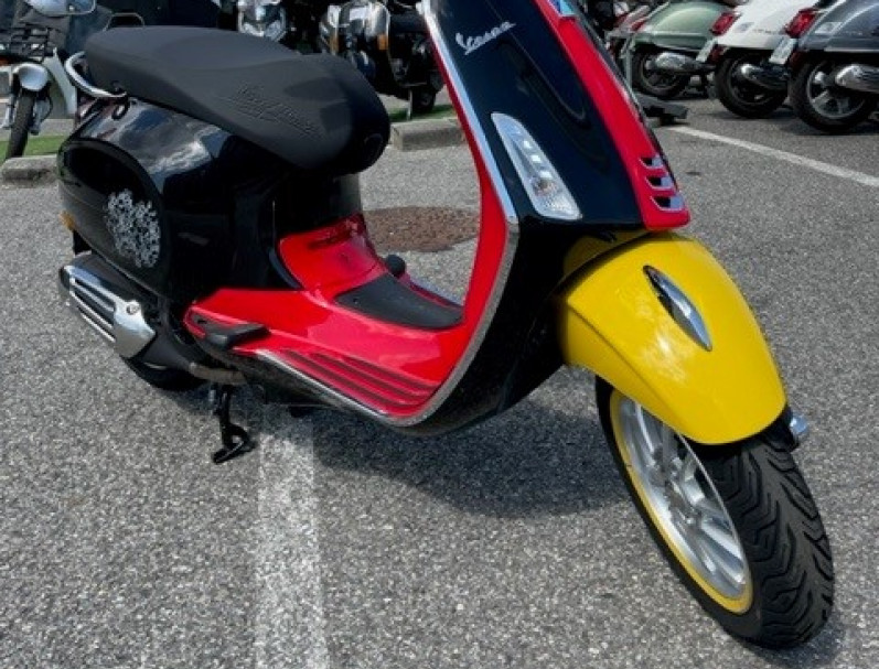 VESPA MICKEY