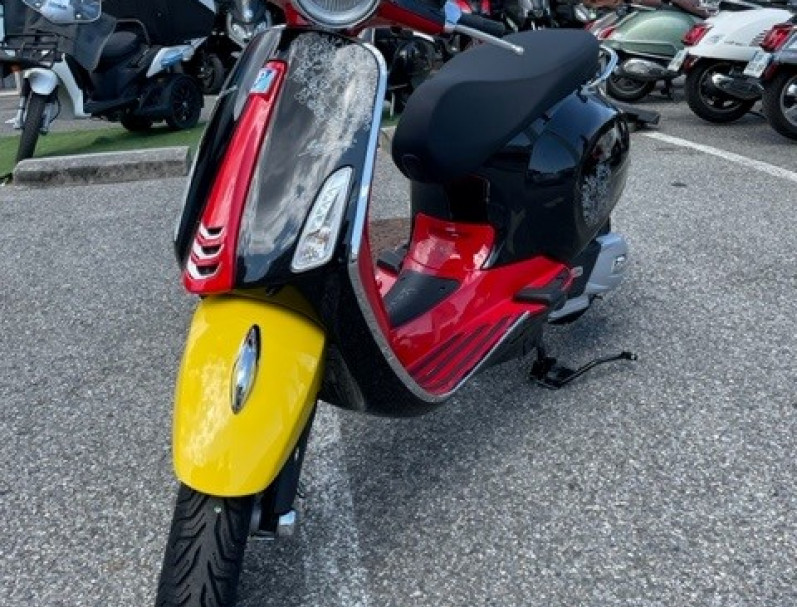 VESPA MICKEY