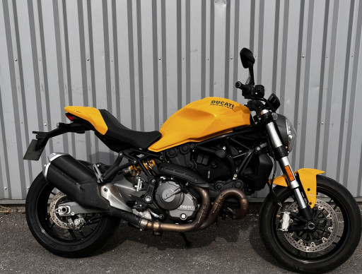 DUCATI MONSTER 821 FULL