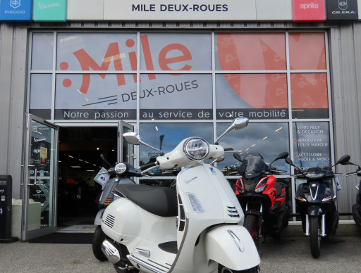 VESPA GTS 125 SUPER - Garantie 11/2026