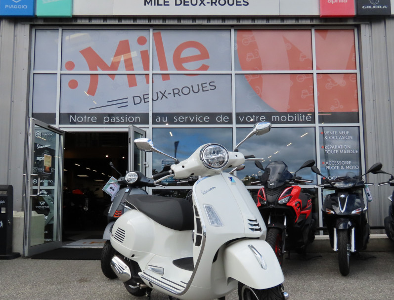 VESPA GTS 125 SUPER - Garantie 11/2026