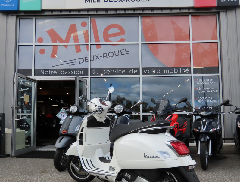 VESPA GTS 125 SUPER - Garantie 11/2026