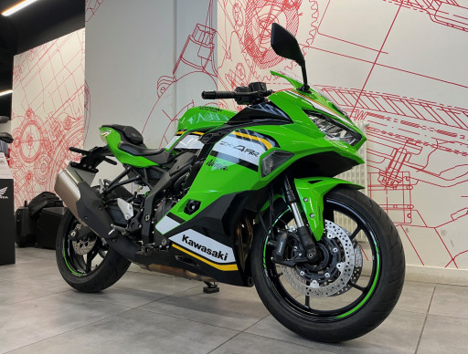 KAWASAKI NINJA ZX-4RR - 129e/MOIS*