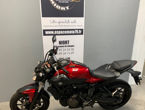 YAMAHA MT-07