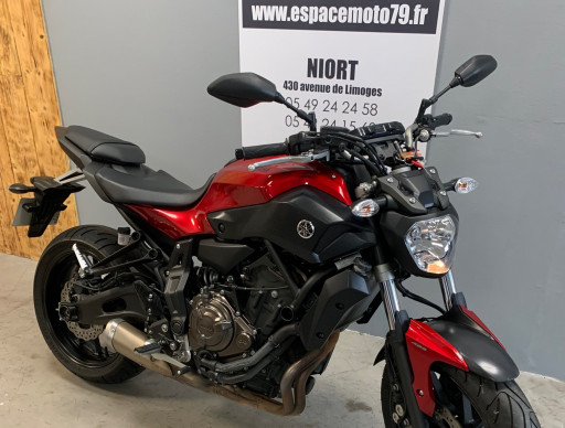 YAMAHA MT-07
