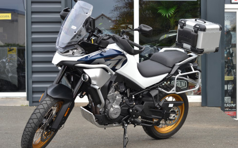 CFMoto MT 800 Explore – 2025 – 1 400 km – Moto de démonstration