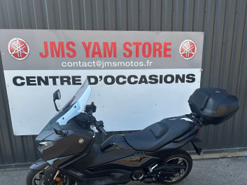 YAMAHA XP T-MAX 560 TECH MAX DARK MAGMA 2025