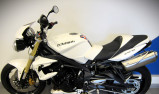 TRIUMPH STREET TRIPLE 675