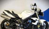 TRIUMPH STREET TRIPLE 675