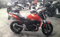 SUZUKI GSR 600 ACCIDENTE RSV N°21443