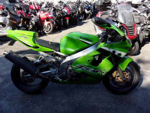 KAWASAKI ZX-9R accidentée RSV N°16532