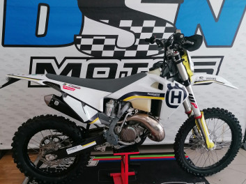 HUSQVARNA 150 TEI POUR 103 € MOIS DSN MOTOS 33