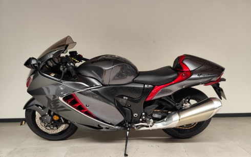 SUZUKI GSX-R 1340 HAYABUSA