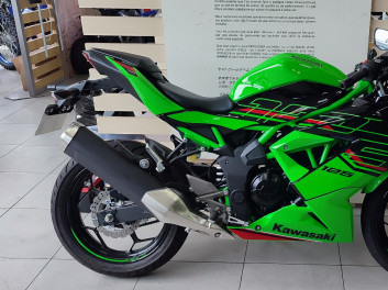 KAWASAKI Z-125 Ninja