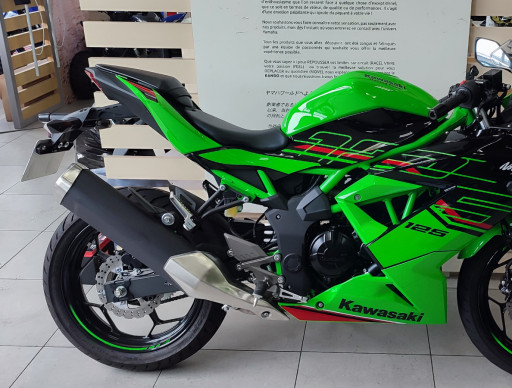 KAWASAKI Z-125 Ninja