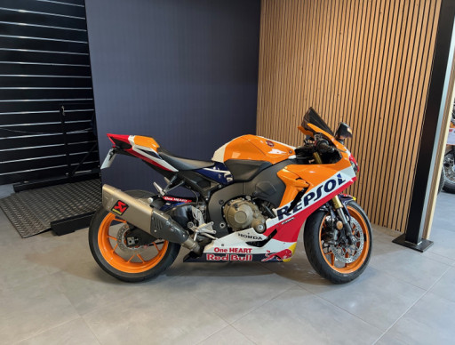 HONDA CBR1000R CBR1000 R CBR 1000 ABS