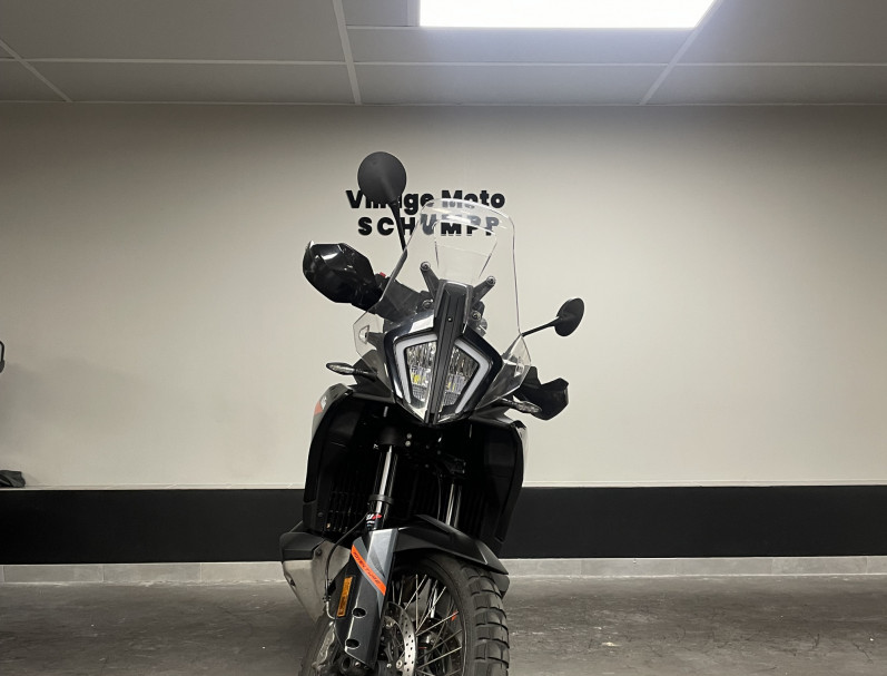 KTM 890 ADVENTURE