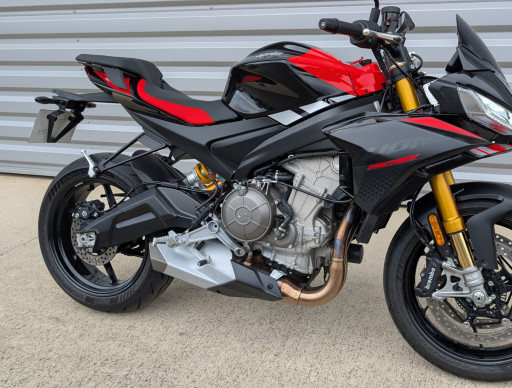 APRILIA TUONO 660 FACTORY 2025 neuve et garantie