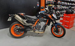 KTM 890 DUKE R
