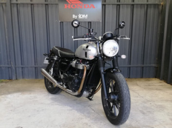 STREET TWIN A2