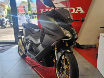FORZA 750