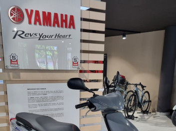YAMAHA NEO