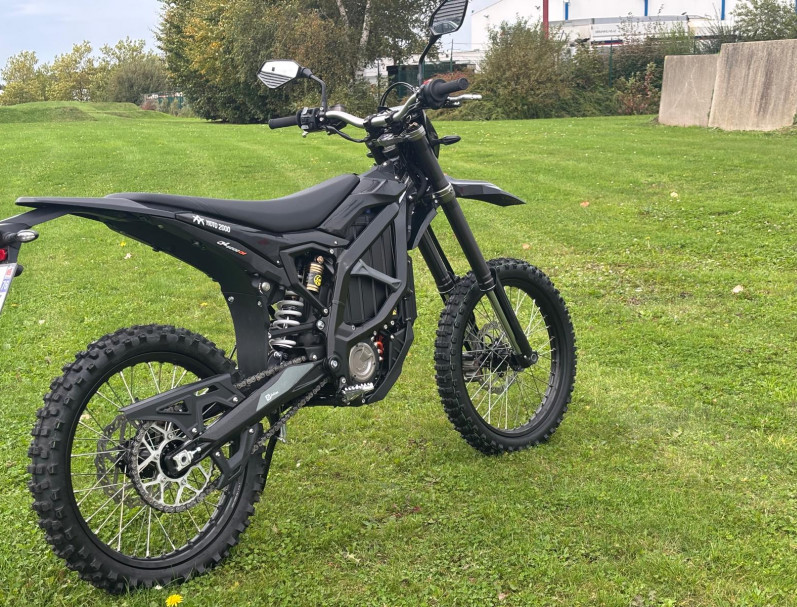 SUR-RON Ultra bee Homologué