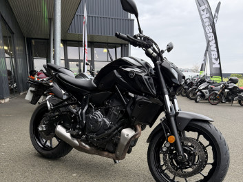 YAMAHA MT-07