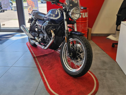 moto guzzi v7 spécial