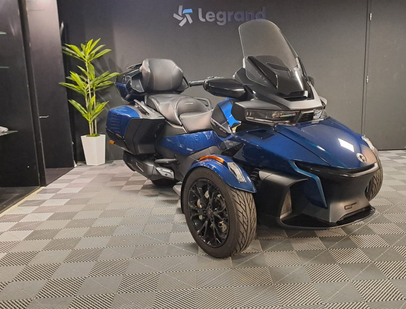 CAN-AM SPYDER RT