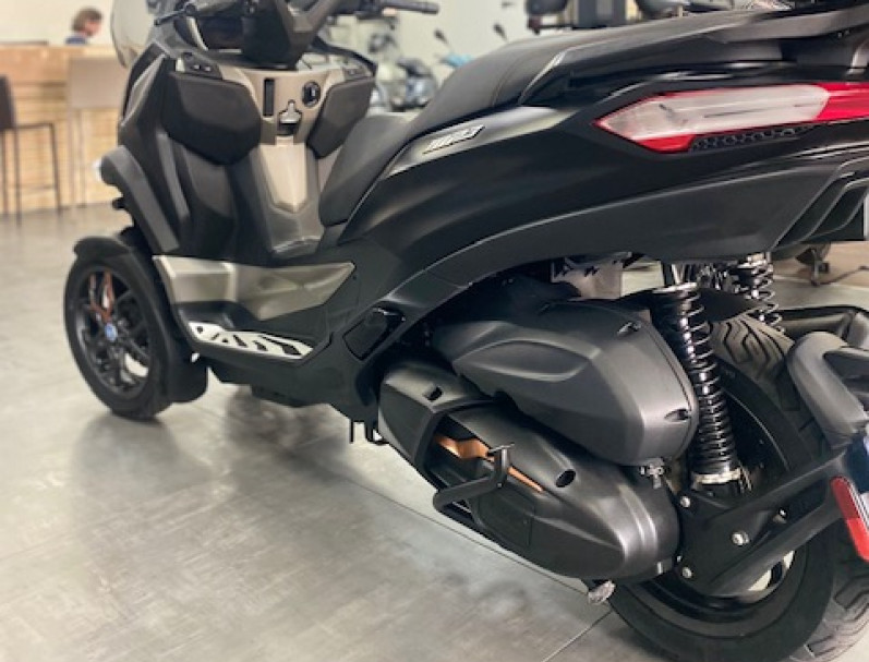 PIAGGIO MP3 530 HPE EXCLUSIVE