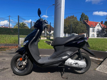 YAMAHA NEO