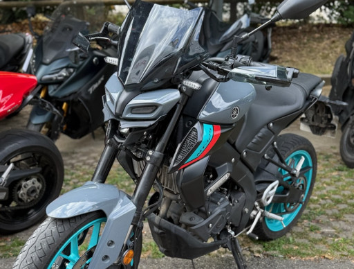 YAMAHA MT-125