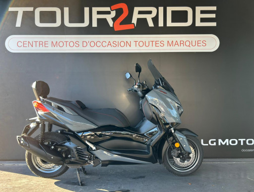 YAMAHA X-MAX 125 TECH MAX + DOSSERET