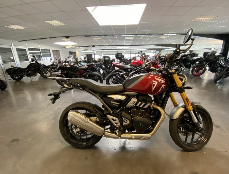 TRIUMPH SPEED 400